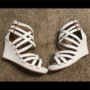 White wedges
